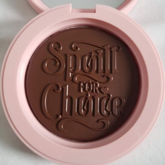P.Louise Spoilt For Choice Cream Bronzer - Cocoa Cakes - Picture 4 of 5